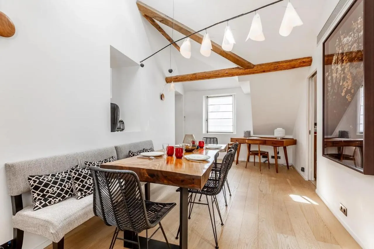 Maison Labruyere - Serviced Mansion Saint Germain *