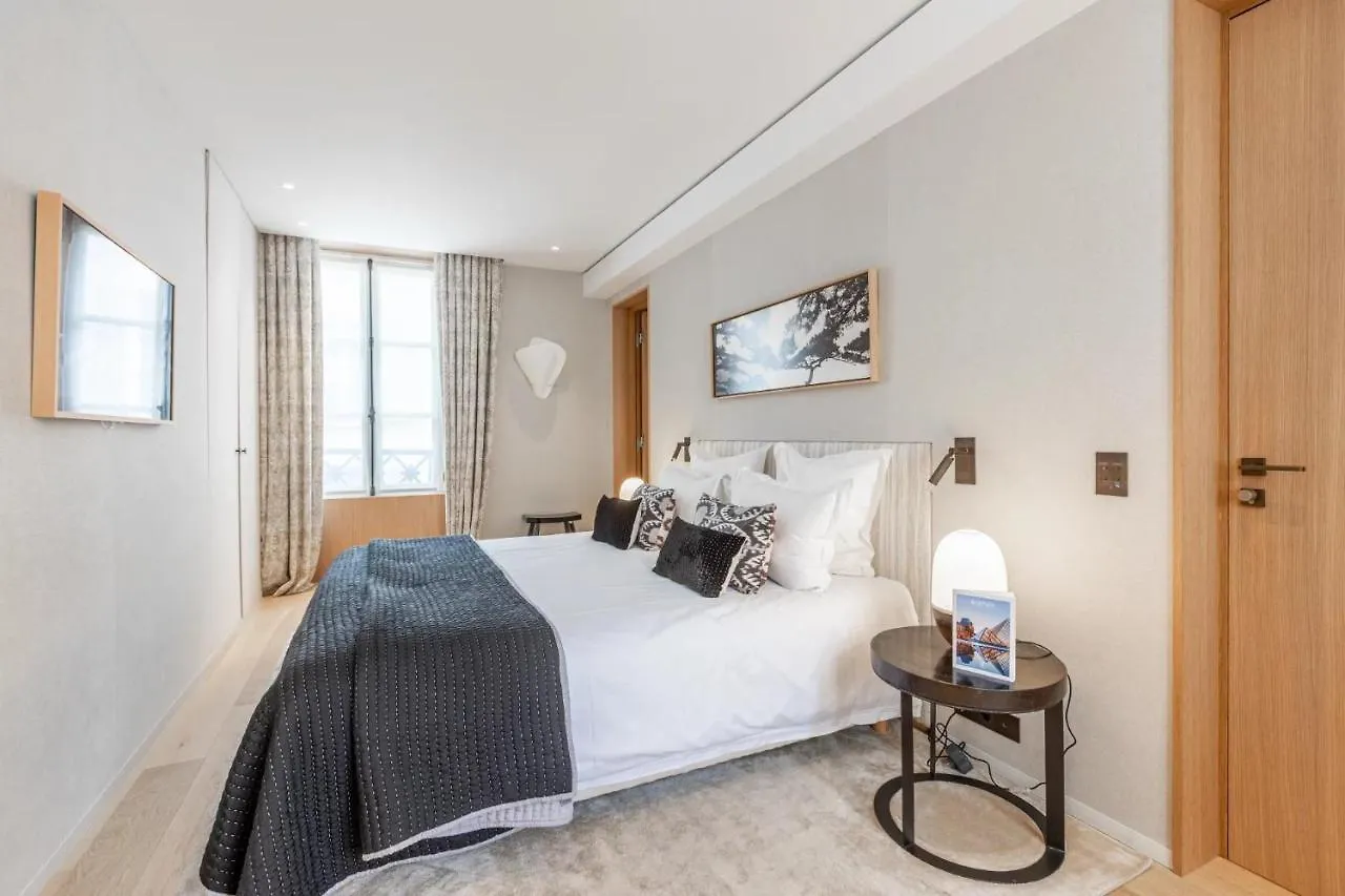 Semesterbostad Maison Labruyere - Serviced Mansion Saint Germain *
